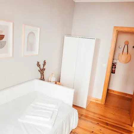 Chic & Classy By Gt House *