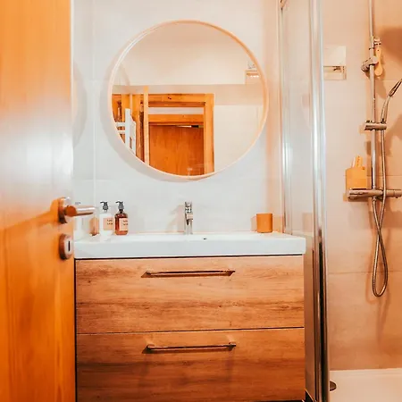 Chic & Classy By Gt House Apartmán